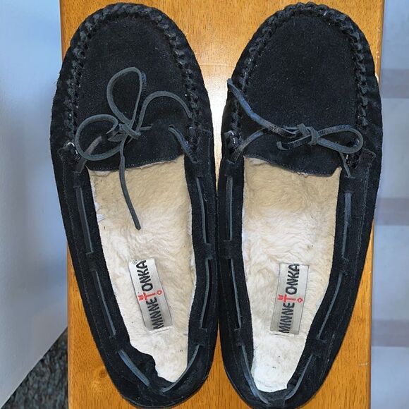 EXCELLENT CONDITION WOMEN’S SIZE 10 MINNETONKA CALLY SLIPPERS - Picture 6 of 8
